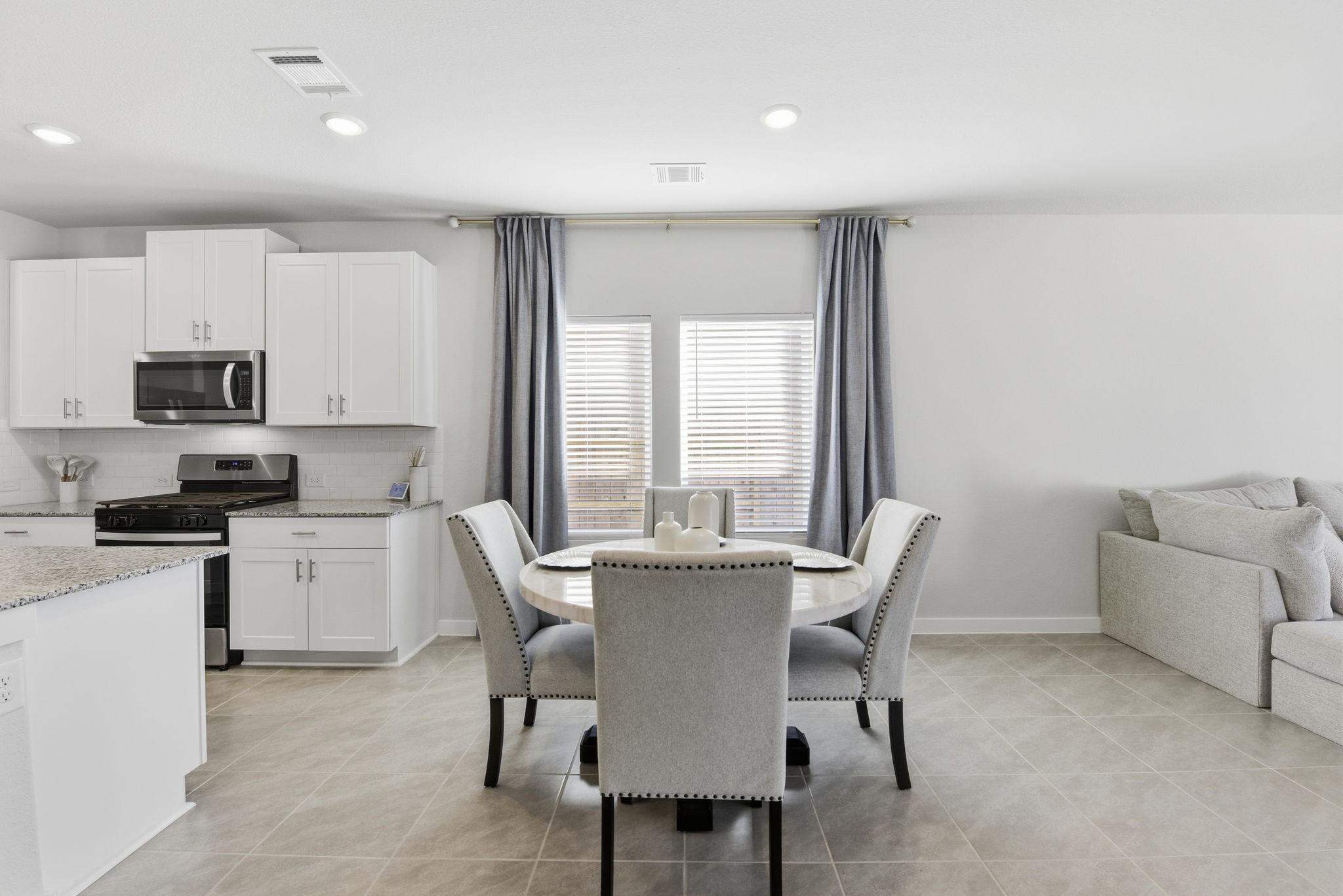 18623 Frost Ridge Drive Crosby, TX 77532 - Photo 11 of 40 View of Dining/Breakfast Area