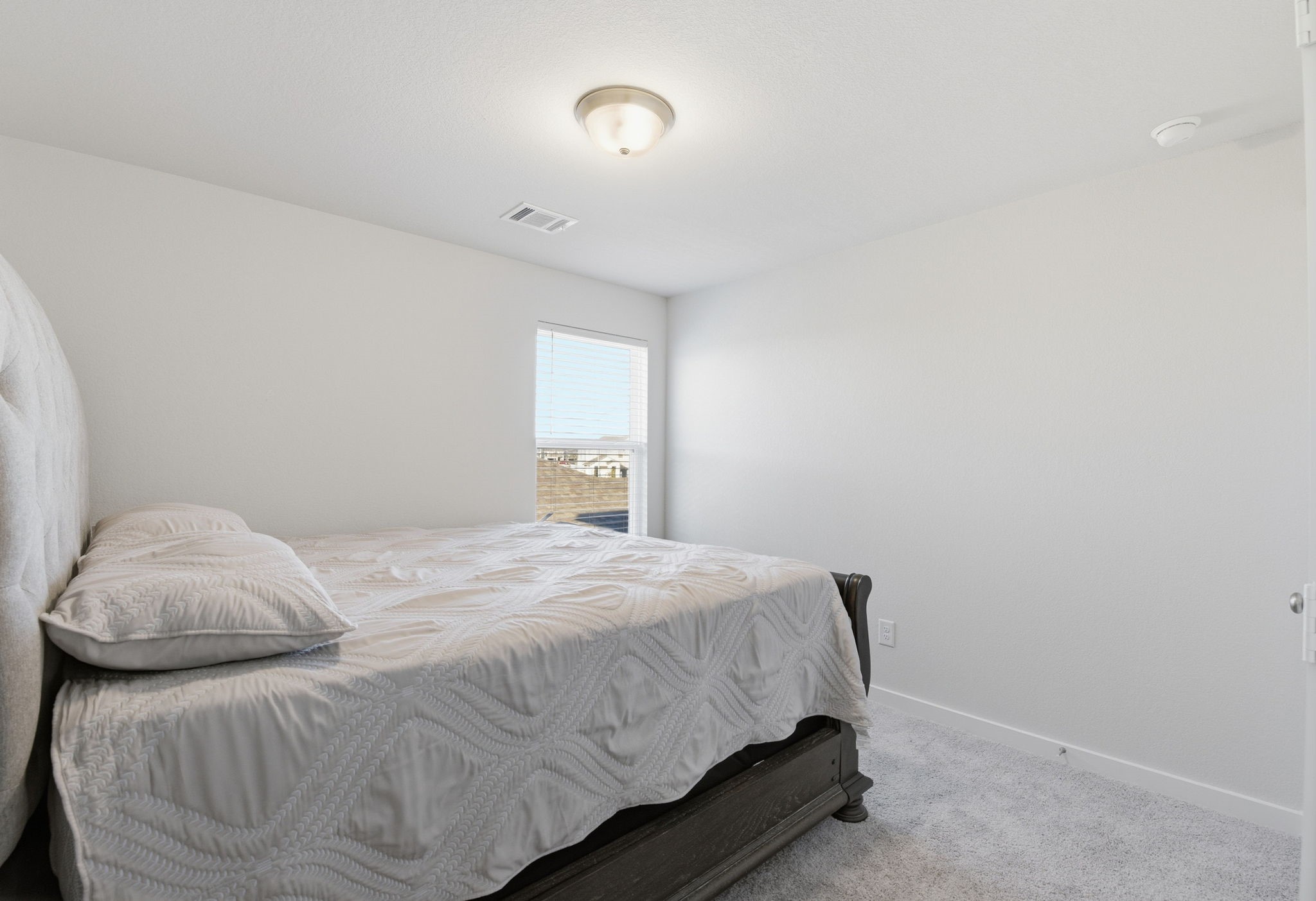 18623 Frost Ridge Drive Crosby, TX 77532 - Photo 36 of 40 Secondary Bedroom