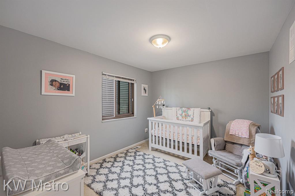 1500 Streamwood Court Rochester Hills, MI 48307 - Photo 14 of 24