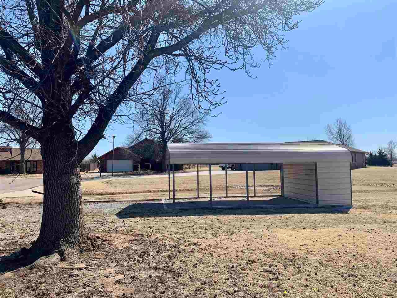 1918 Ridgecrest Perry, OK 73077 - Photo 23 of 26 Gallery Image 23