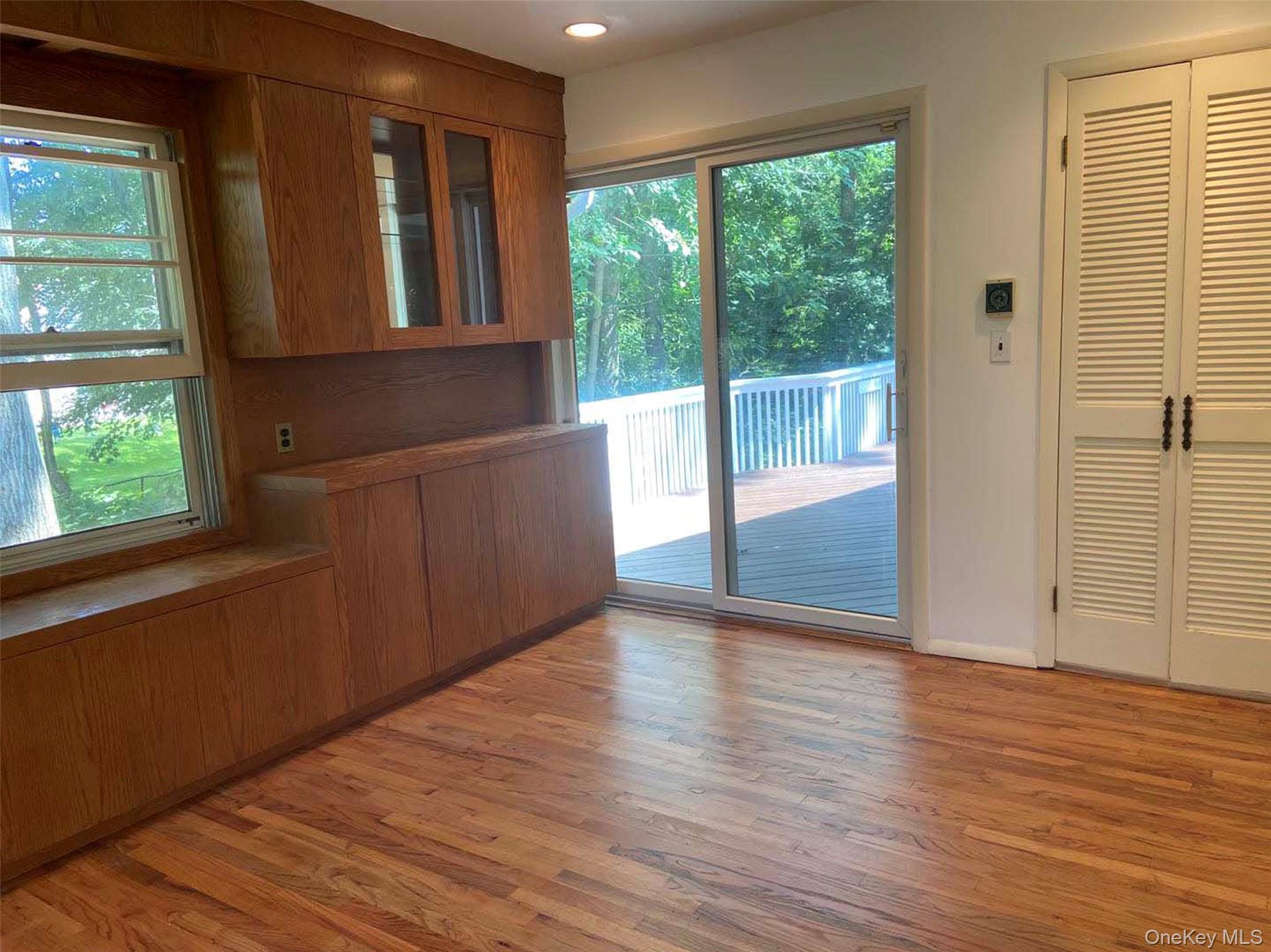 2 Livingston Road Scarsdale, NY 10583 - Photo 5 of 20