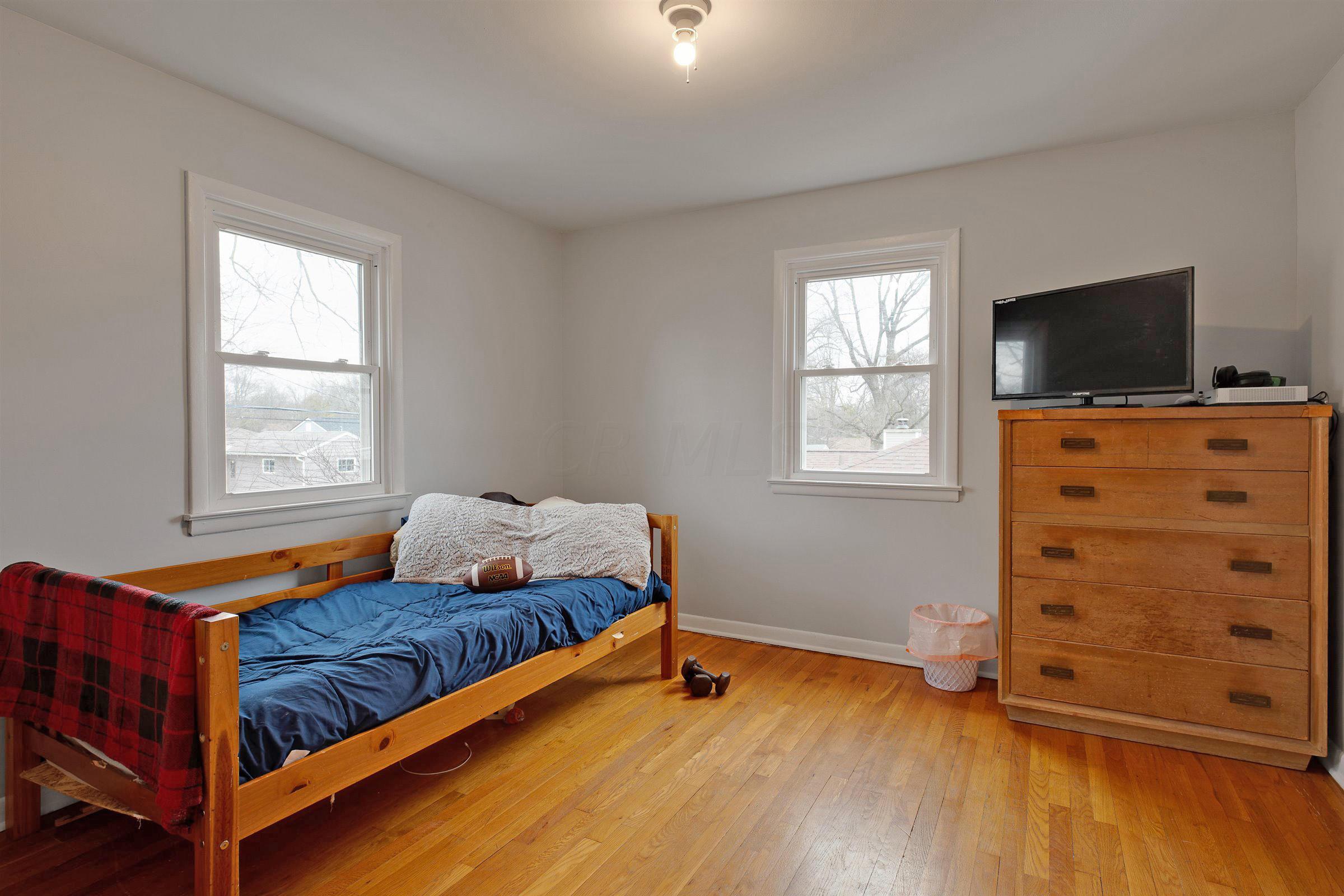 2244 Woodstock Road Columbus, OH 43221 - Photo 25 of 31