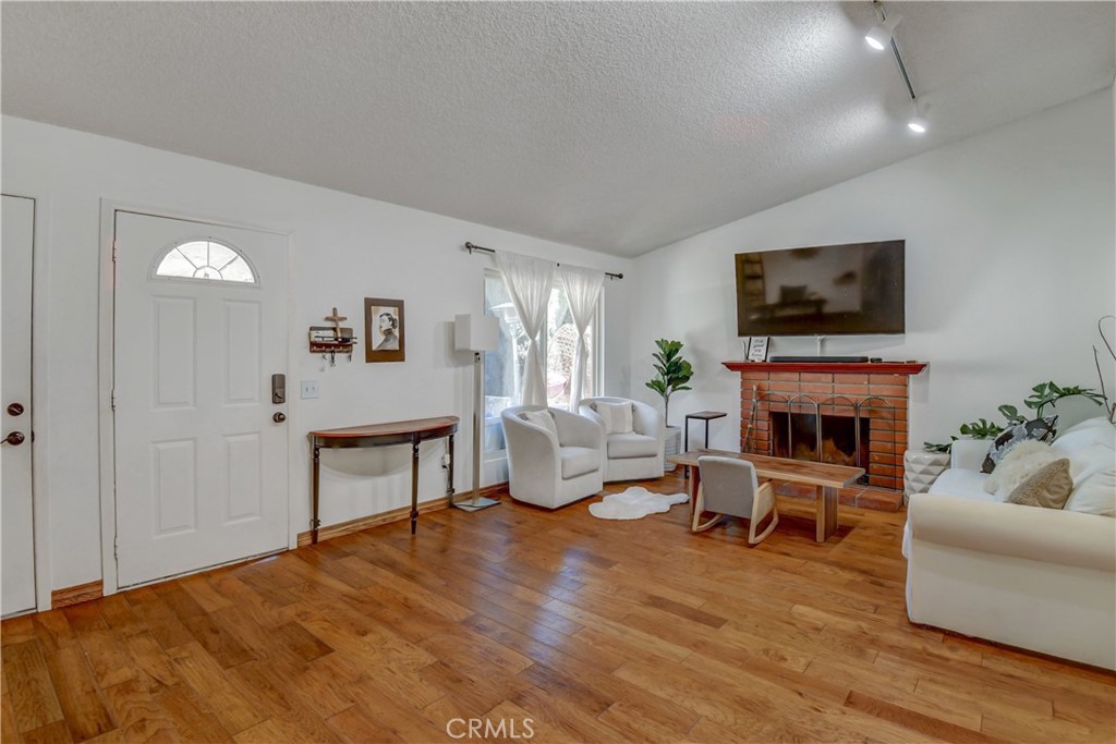 14003 Candlewood Drive Sylmar, CA 91342 - Photo 6 of 18