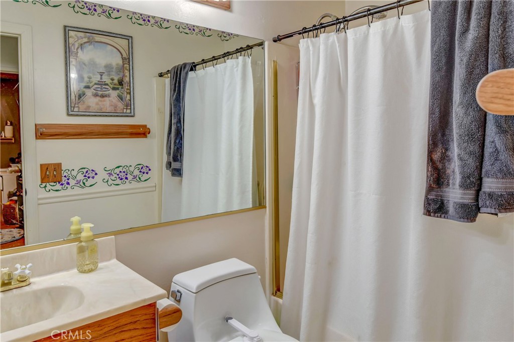 14003 Candlewood Drive Sylmar, CA 91342 - Photo 10 of 18