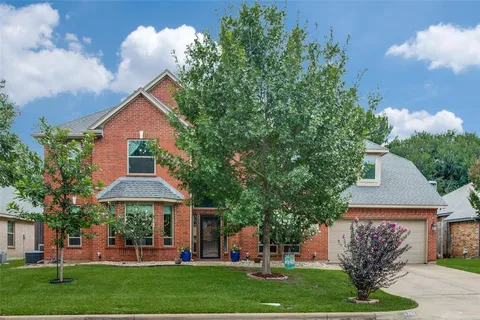 $475,000 | 6707 Canyon Crest Drive, Fort Worth, TX 76132