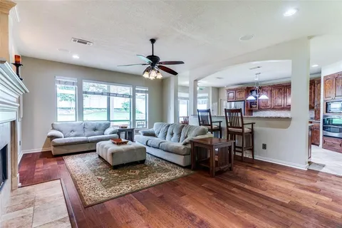 $475,000 | 6707 Canyon Crest Drive, Fort Worth, TX 76132