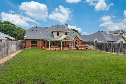 $475,000 | 6707 Canyon Crest Drive, Fort Worth, TX 76132