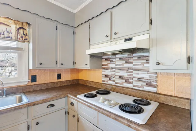 $219,000 | 1612 WhipPoorWill Drive, Lawrenceburg, TN 38464