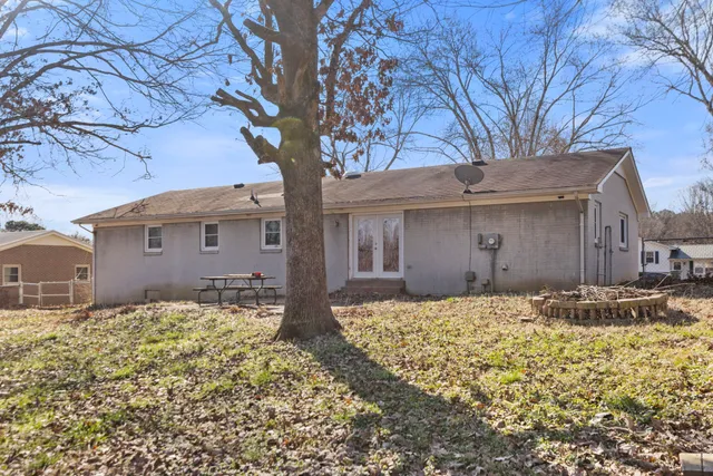 $219,000 | 1612 WhipPoorWill Drive, Lawrenceburg, TN 38464