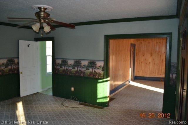 10301 Antcliff Road Fowlerville, MI 48836 - Photo 14 of 25 Family room