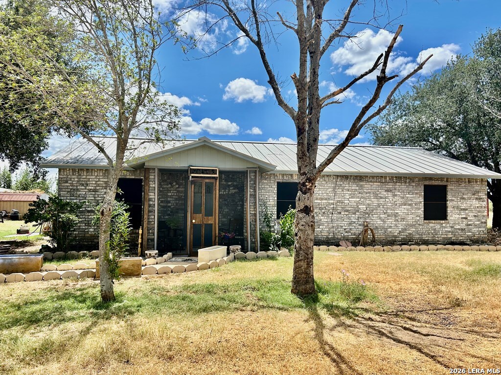 794 Duncan Street Crystal City, TX 78839 - Photo 28 of 38