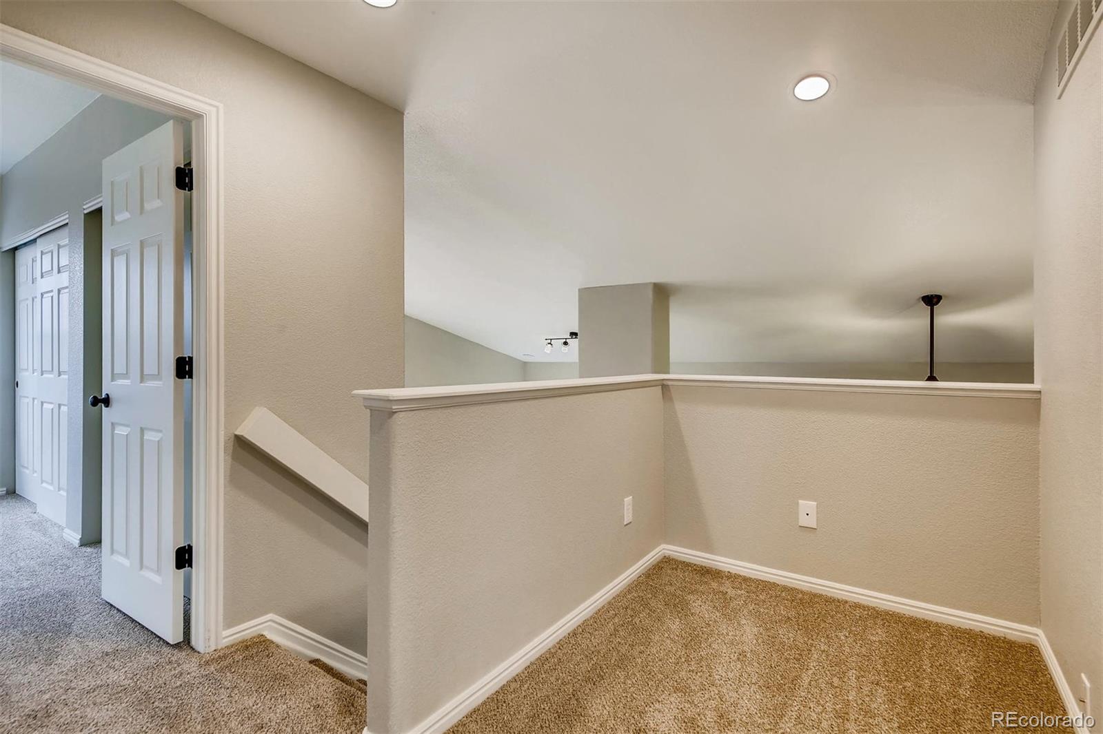 619 Timbervale Trail Highlands Ranch, CO 80129 - Photo 11 of 28