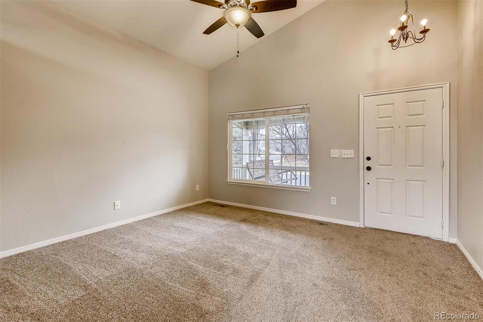 619 Timbervale Trail Highlands Ranch, CO 80129 - Photo 3 of 28