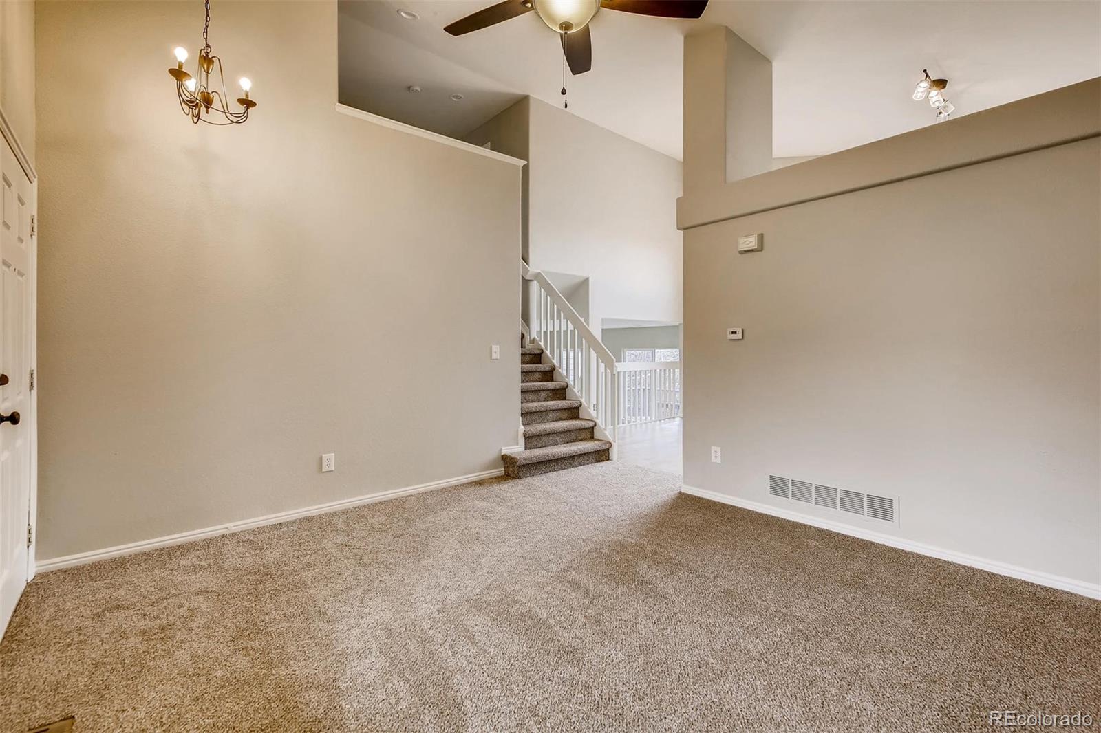 619 Timbervale Trail Highlands Ranch, CO 80129 - Photo 4 of 28