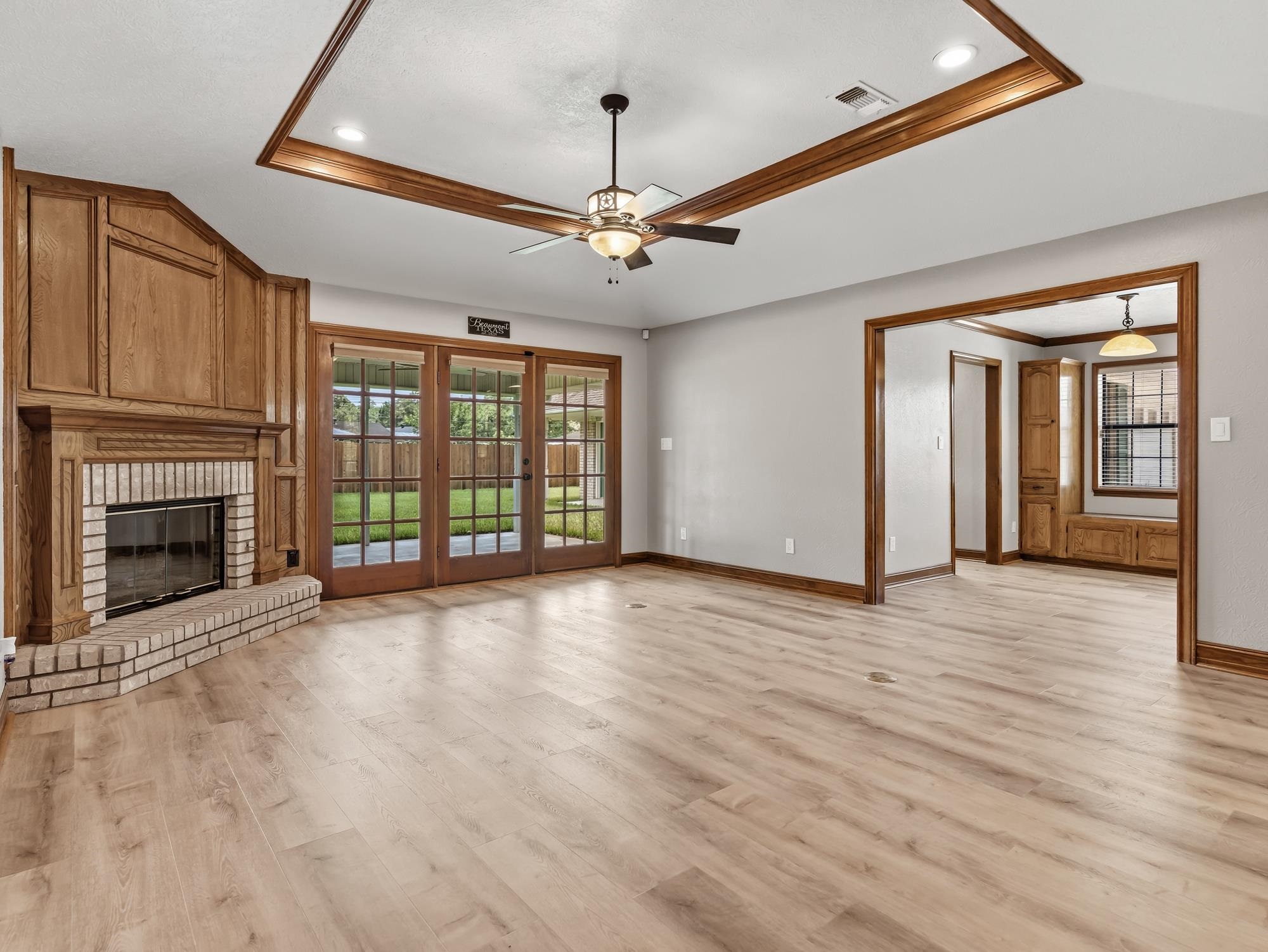 6970 Ellen Lane Beaumont, TX 77708 - Photo 9 of 34