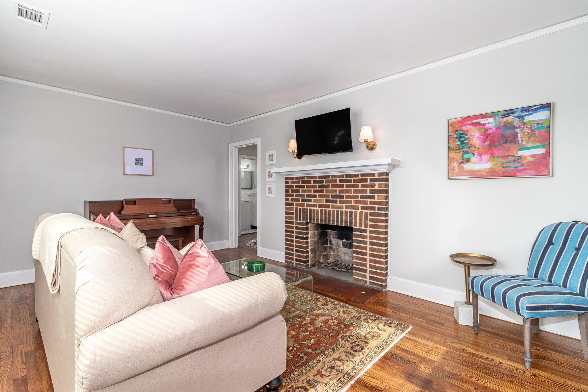 3027 Wrightsboro Road Augusta, GA 30909 - Photo 5 of 53 Living Room