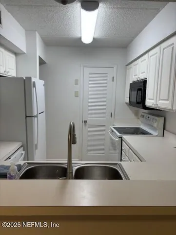 $995 | 3401 Townsend Boulevard, Unit 1201, Jacksonville, FL 32277