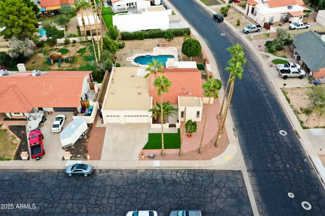 $649,000 | 1305 North Spring Circle, Mesa, AZ 85203