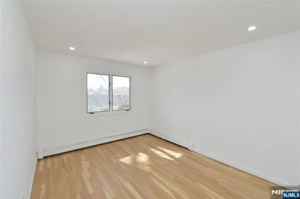 a view of empty room with window