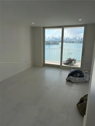 $4,950 | 1228 West Avenue, Unit 1102, Miami Beach, FL 33139