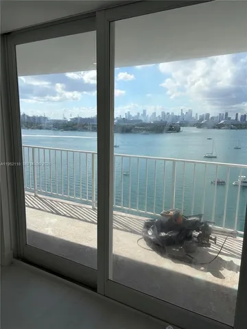 $4,950 | 1228 West Avenue, Unit 1102, Miami Beach, FL 33139