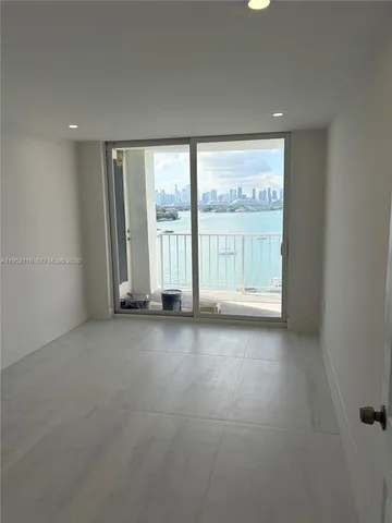 $4,950 | 1228 West Avenue, Unit 1102, Miami Beach, FL 33139