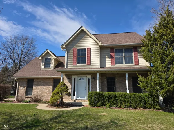 $375,000 | 2042 Parkside Drive, Columbus, IN 47203