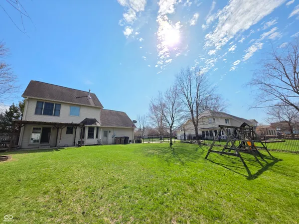 $375,000 | 2042 Parkside Drive, Columbus, IN 47203