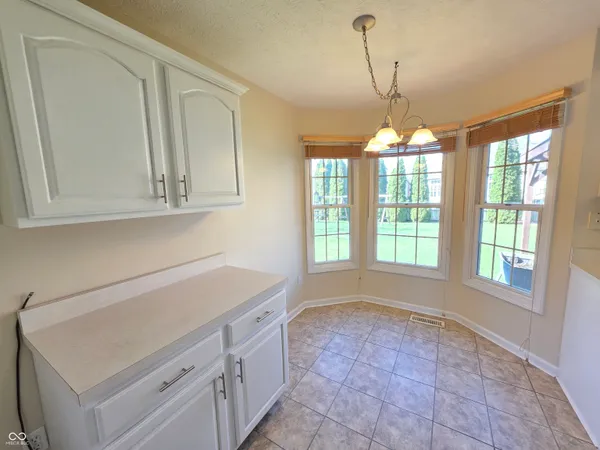 $375,000 | 2042 Parkside Drive, Columbus, IN 47203