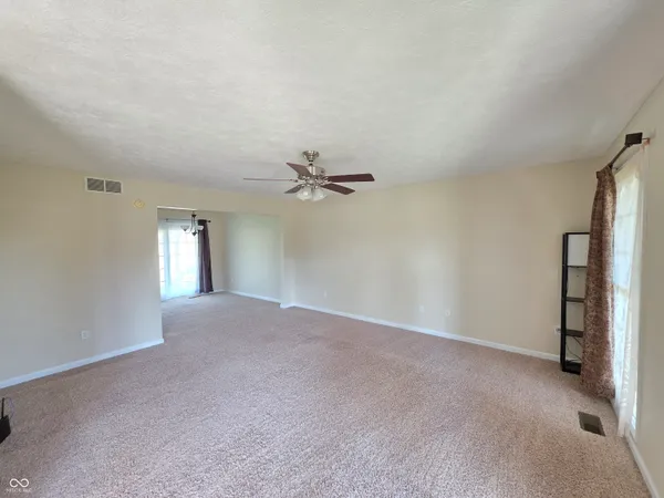 $375,000 | 2042 Parkside Drive, Columbus, IN 47203