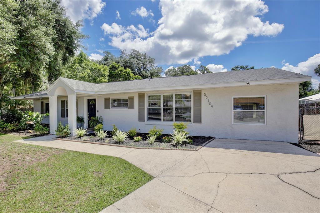 32104 Harris Road Tavares, FL 32778 - Photo 3 of 51