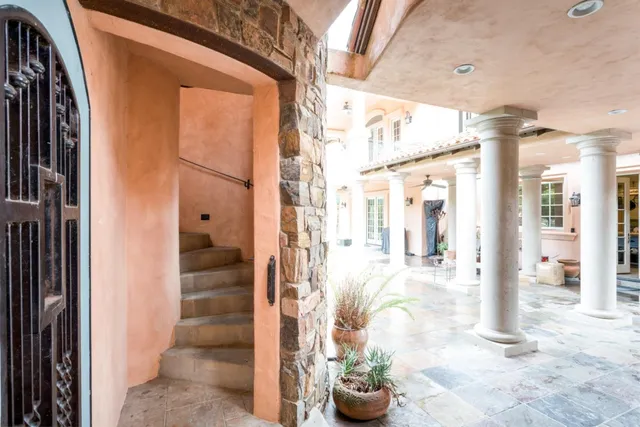 a view of a interior of the house