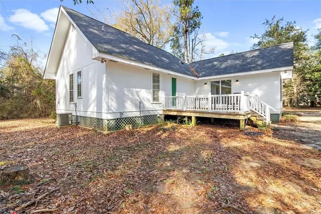 $229,000 | 810 Armand Street, Mandeville, LA 70448