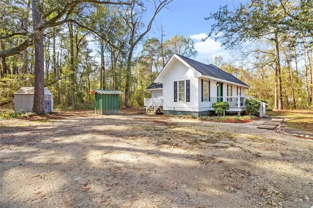 $229,000 | 810 Armand Street, Mandeville, LA 70448