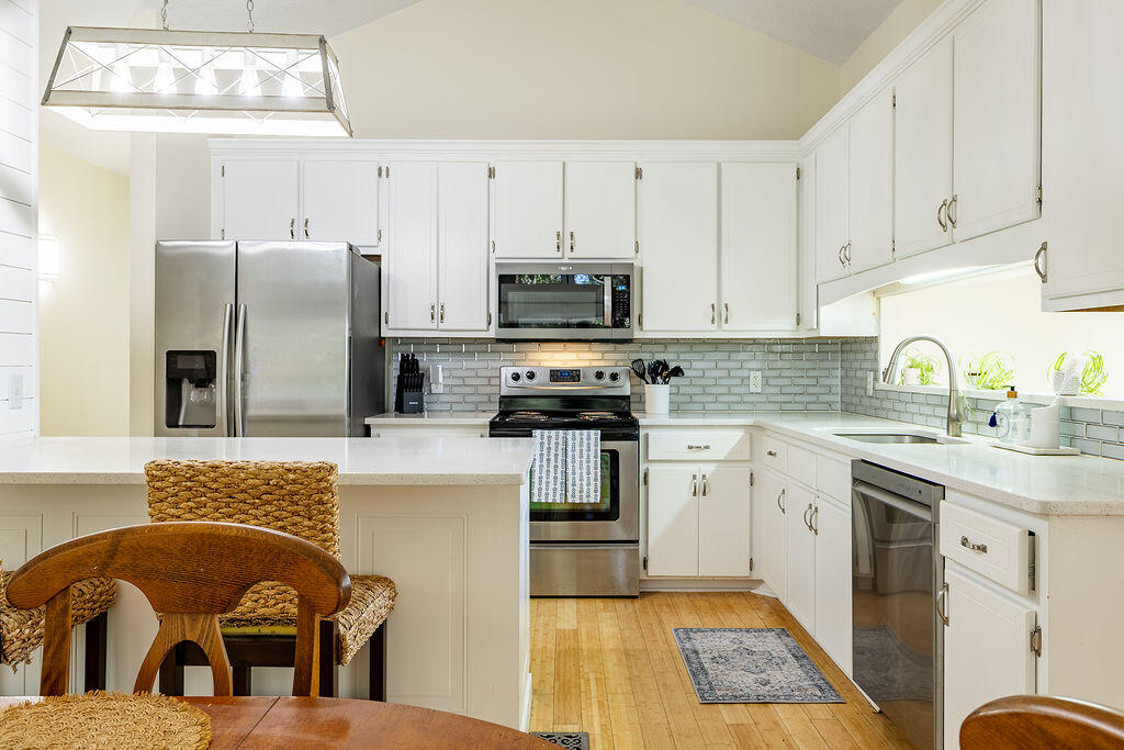 109 Seabreeze Circle Inlet Beach, FL 32461 - Photo 39 of 148 Kitchen(3)