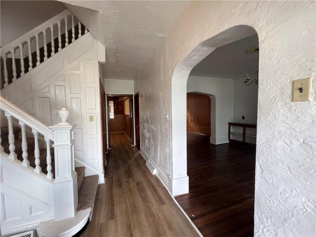 114 Hampton Street Wall, PA 15148 - Photo 4 of 44