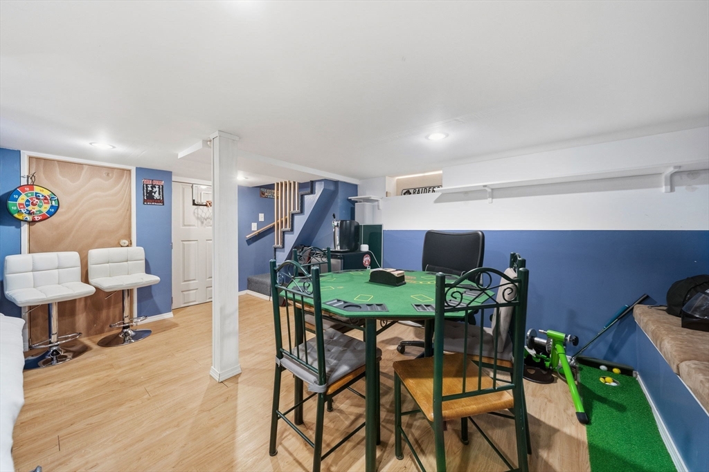 22 Cedar Street Wellesley, MA 02481 - Photo 25 of 37