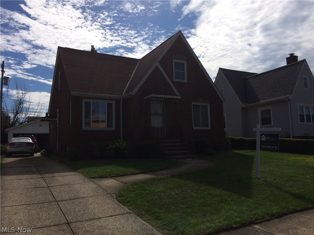 6121 Manchester Road Parma, OH 44129 - Photo 14 of 19