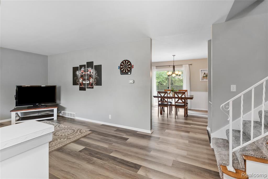 5388 North Georgetown Road Grand Blanc, MI 48439 - Photo 4 of 67 Gallery Image 4