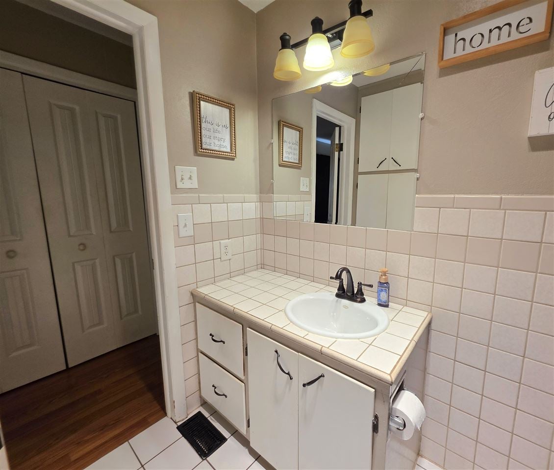 512 Ivanhoe Street Perry, OK 73077 - Photo 19 of 25 Gallery Image 19