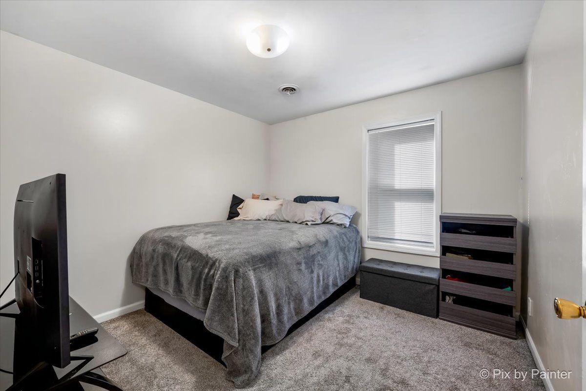 705 Hawthorne Lane Genoa, IL 60135 - Photo 12 of 19