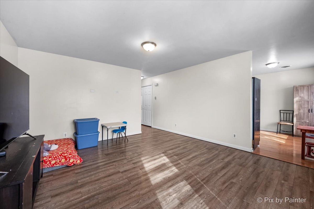 705 Hawthorne Lane Genoa, IL 60135 - Photo 4 of 19