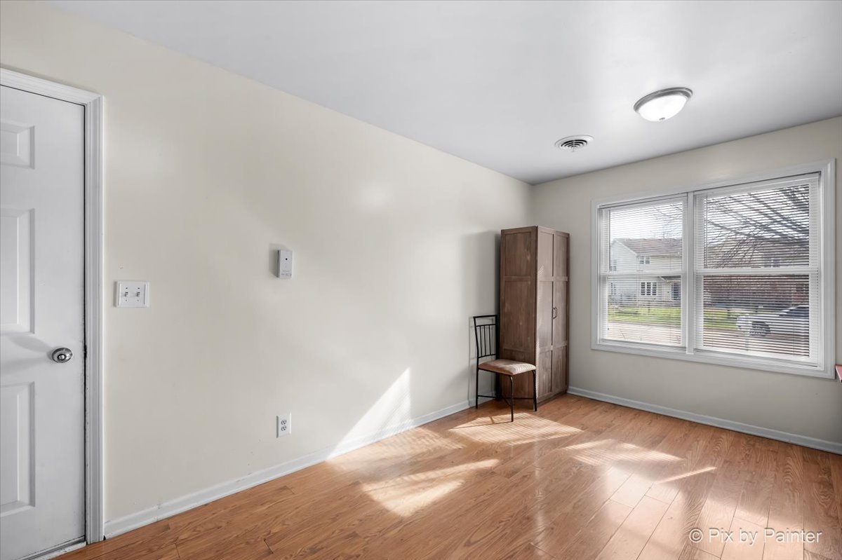 705 Hawthorne Lane Genoa, IL 60135 - Photo 7 of 19