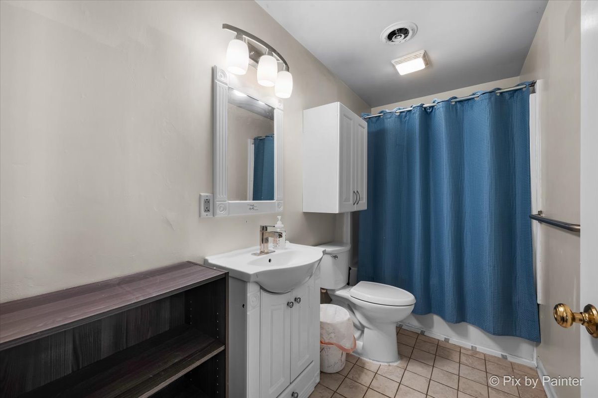 705 Hawthorne Lane Genoa, IL 60135 - Photo 9 of 19