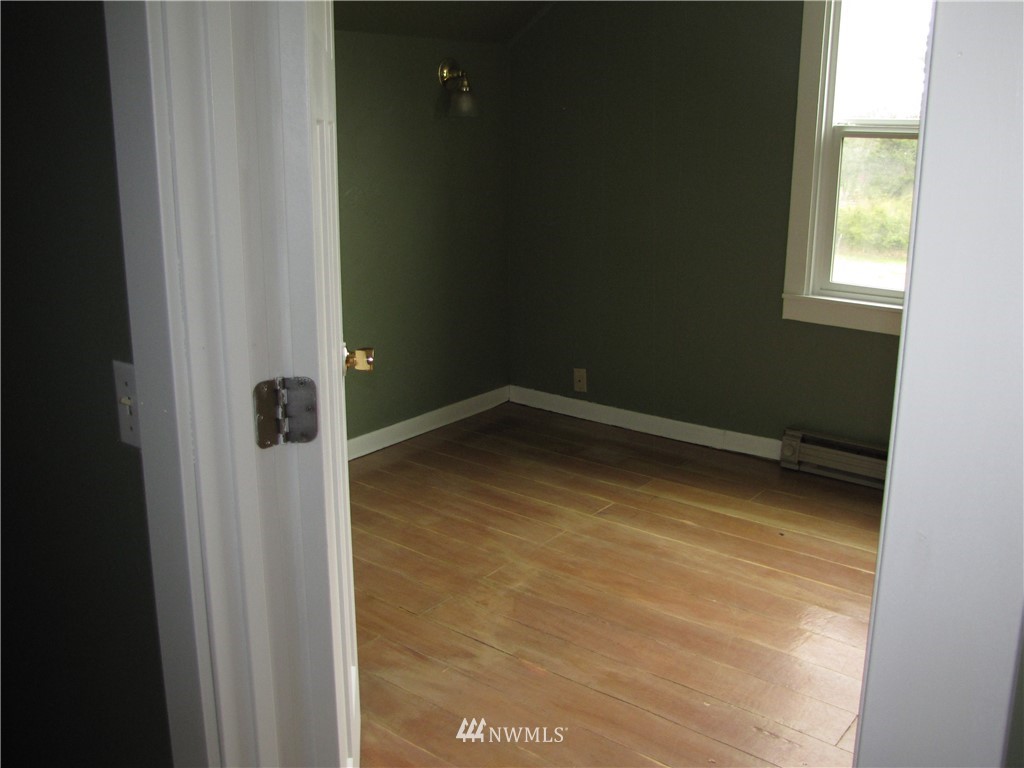 21 McGarvie Road Port Angeles, WA 98363 - Photo 12 of 25 Gallery Image 12