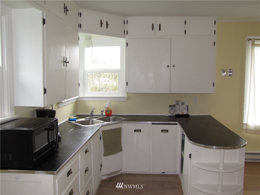 21 McGarvie Road Port Angeles, WA 98363 - Photo 8 of 25 Gallery Image 8