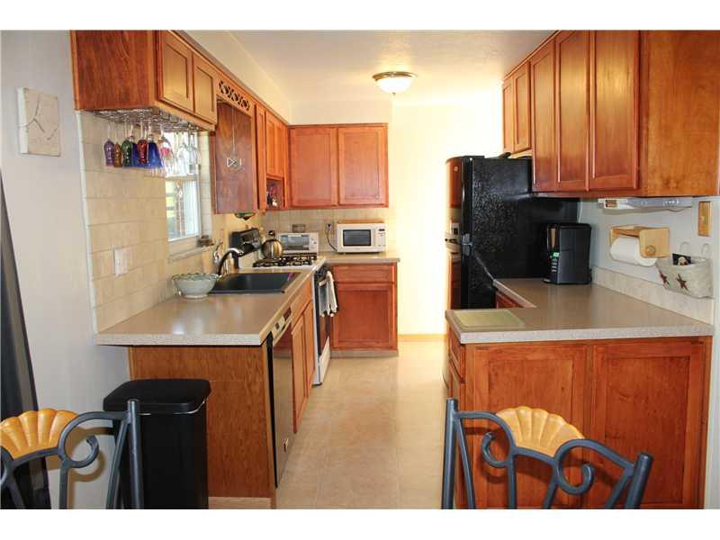 2925 Dutch Ridge Road Beaver, PA 15009 - Photo 5 of 21 Kitchen.