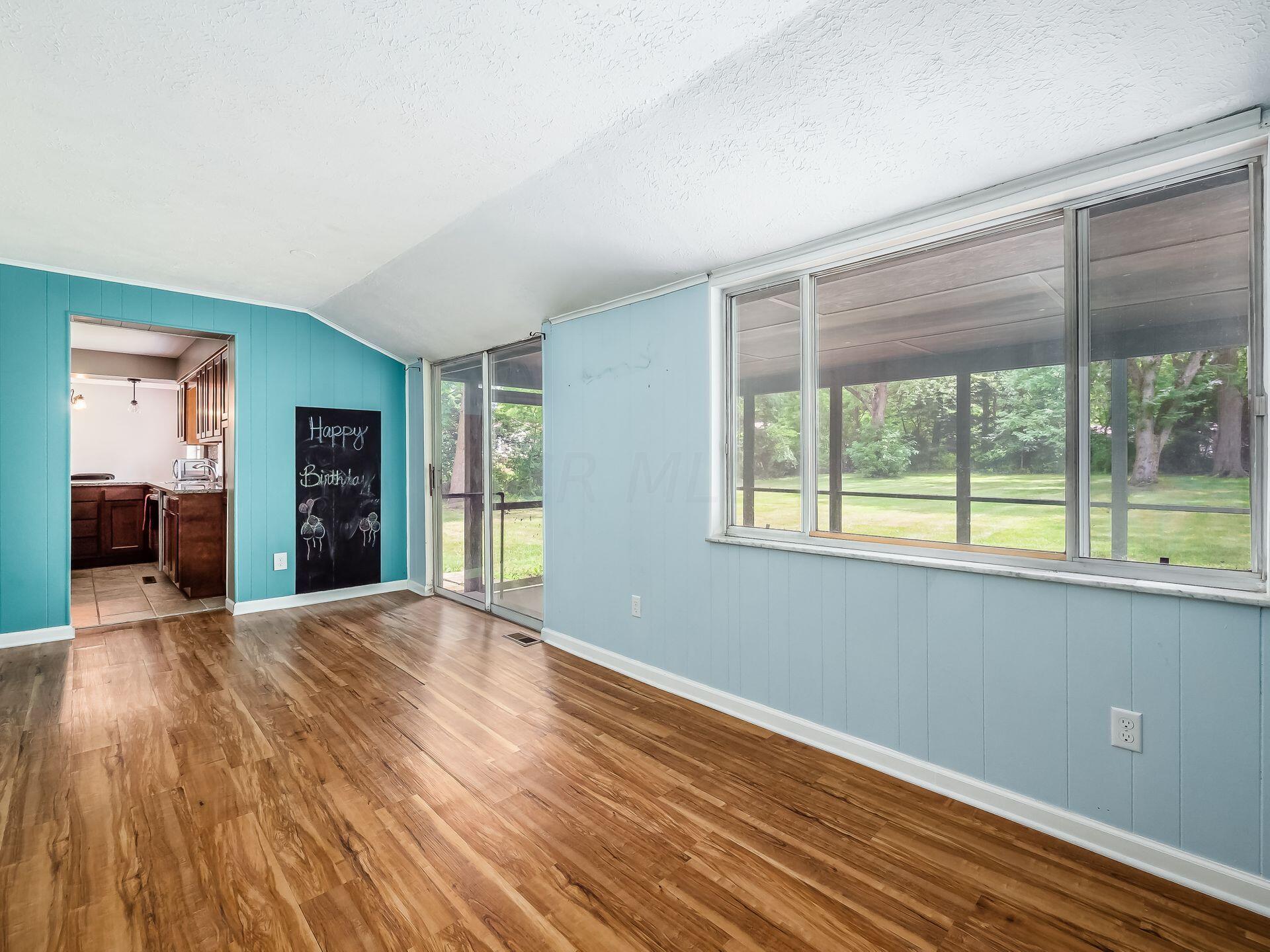 320 North Hamilton Road Columbus, OH 43230 - Photo 17 of 31