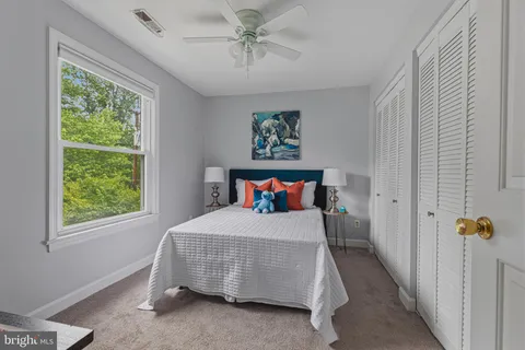 $1,095,000 | 625 South Quincy Street, Arlington, VA 22204