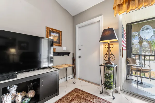$250,000 | 6426 Chasewood Drive, Unit E, Jupiter, FL 33458